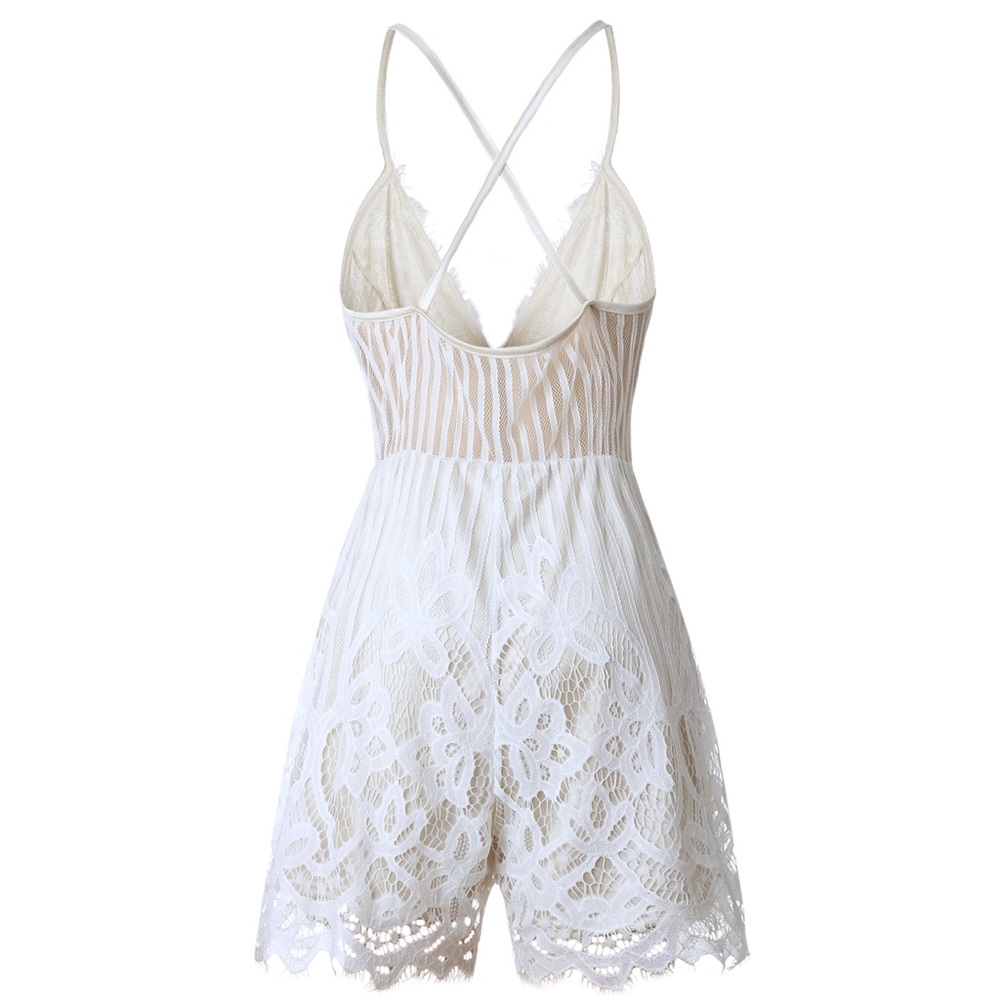 💕💕Wonderful Day Eyelash Lace Romper - Picture 6 of 8